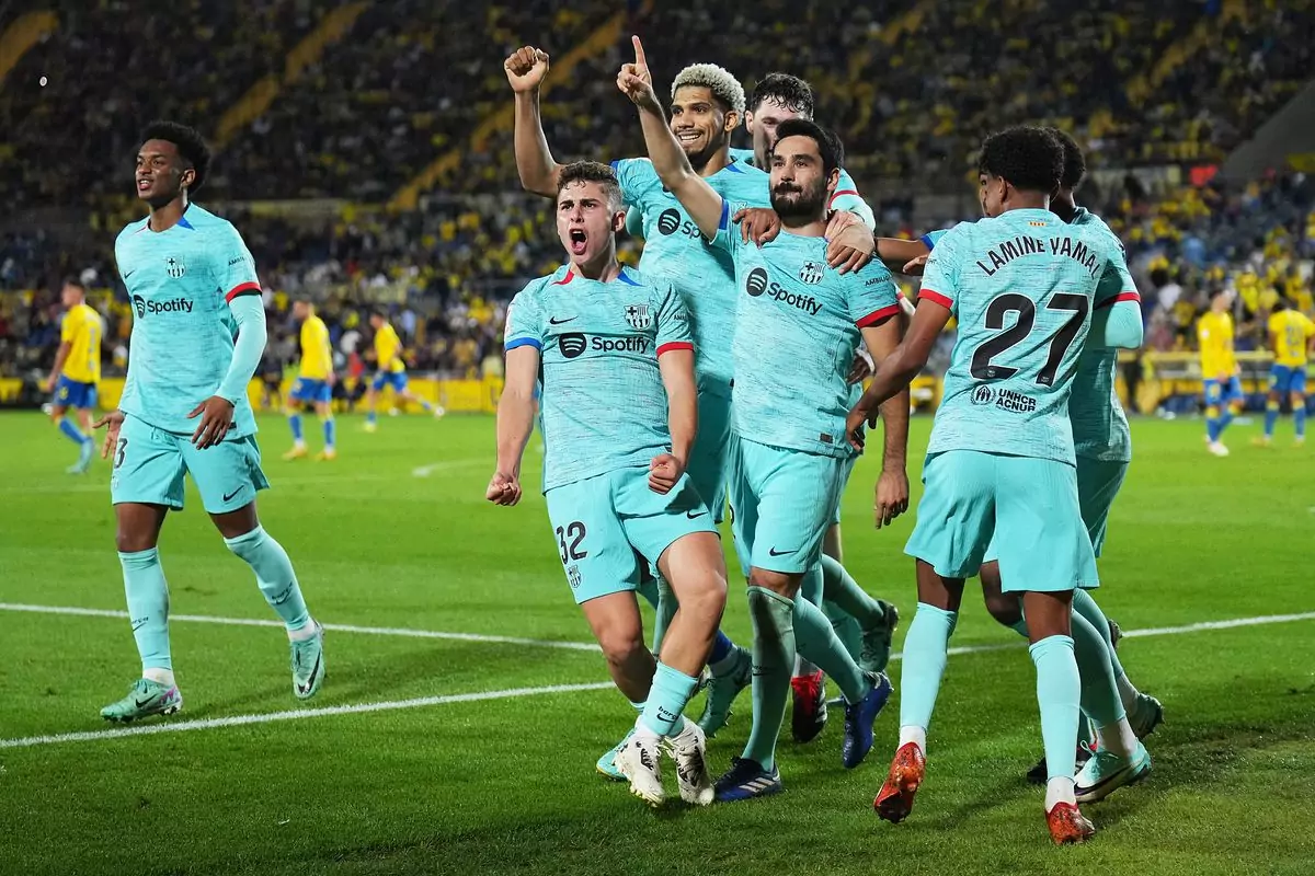 Nhận định Barcelona vs Las Palmas