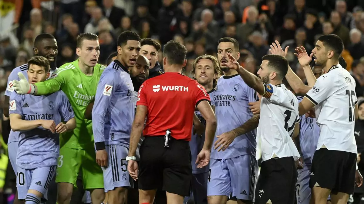 Nhận định Valencia vs Real Madrid